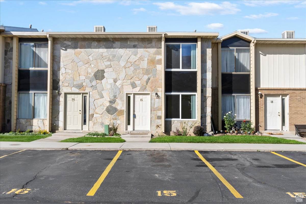 947 Canyon Rd - Photo 1