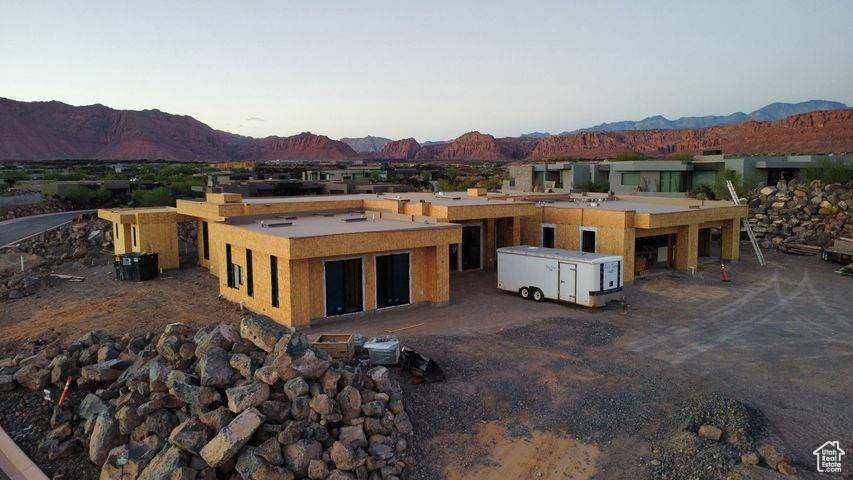 2832 Shoshoni - Photo 1