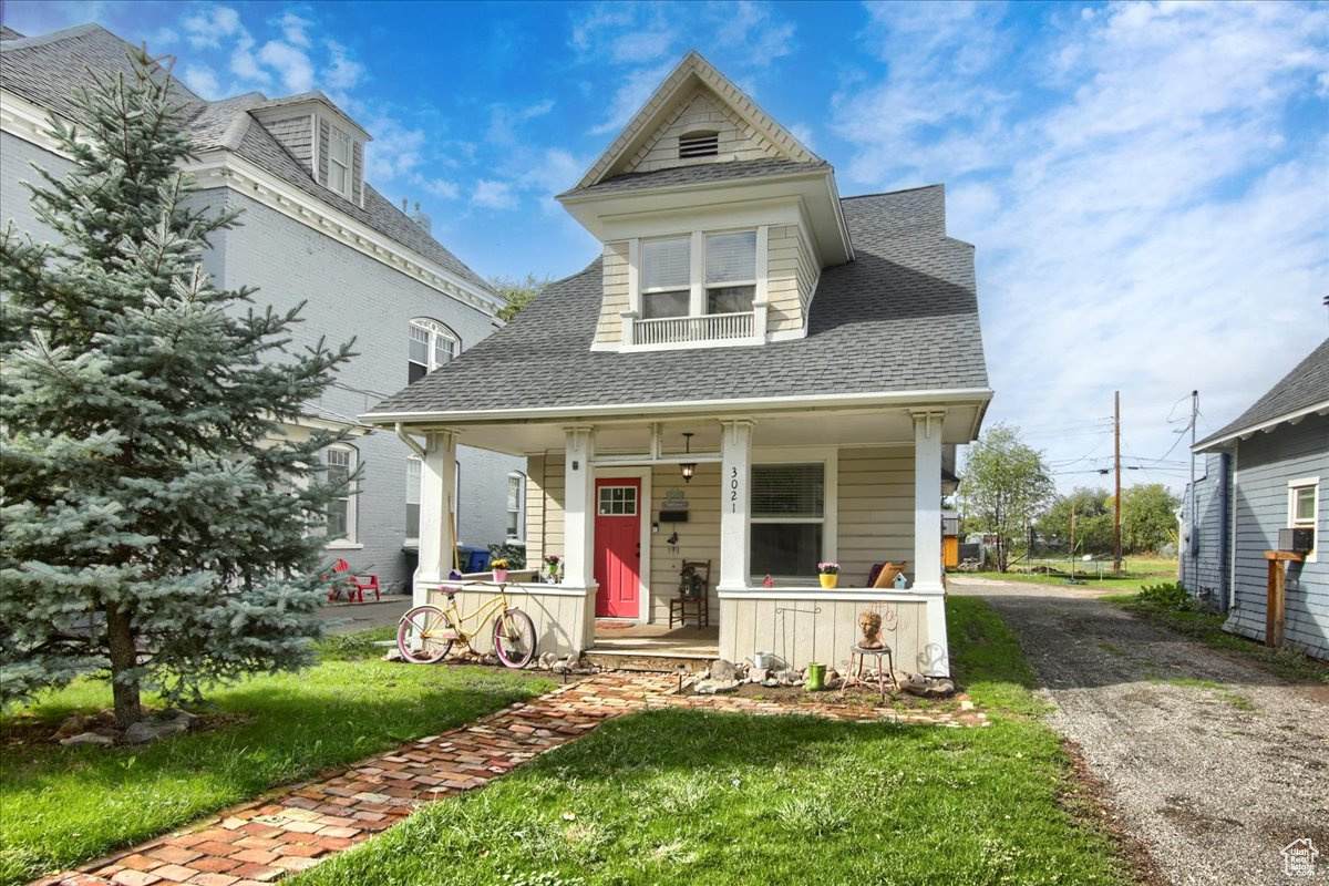 3021 Adams Ave - Photo 1