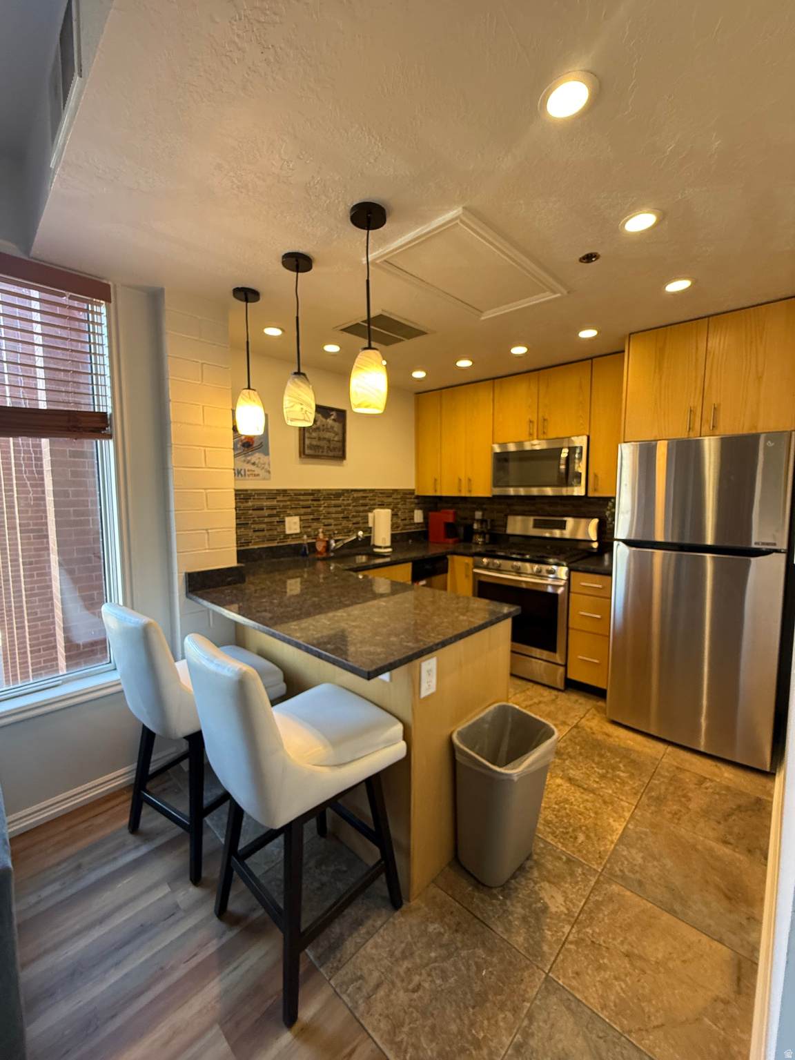 580 Main St - Photo 1