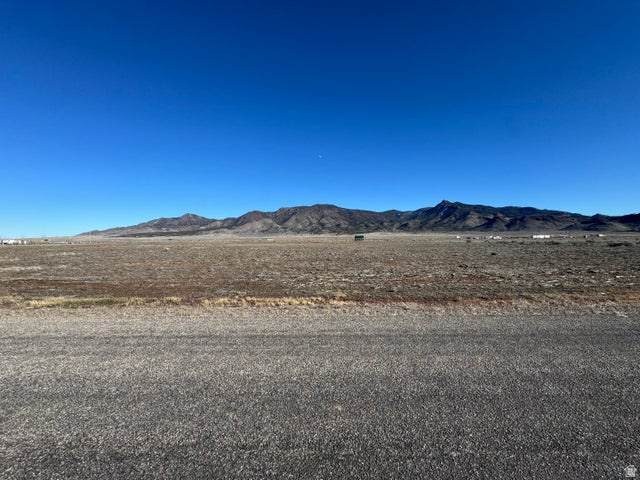5 Acre W/ Well And Wtr Righ - Photo 1