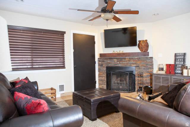 407 Vassels Dr - Photo 1