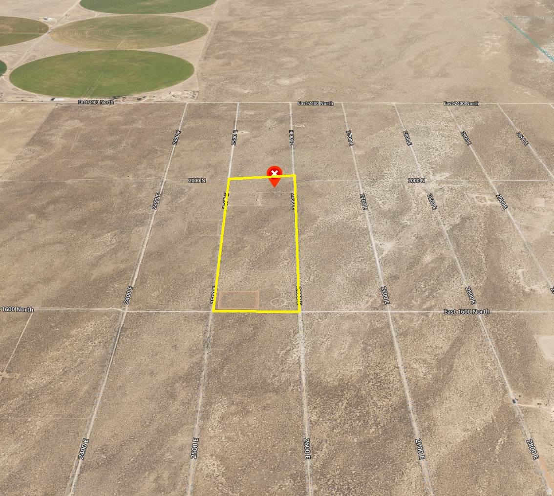  Address Not Published - Photo 1