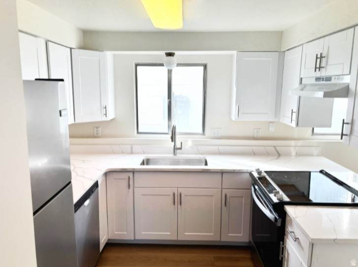 111 Center - Photo 1