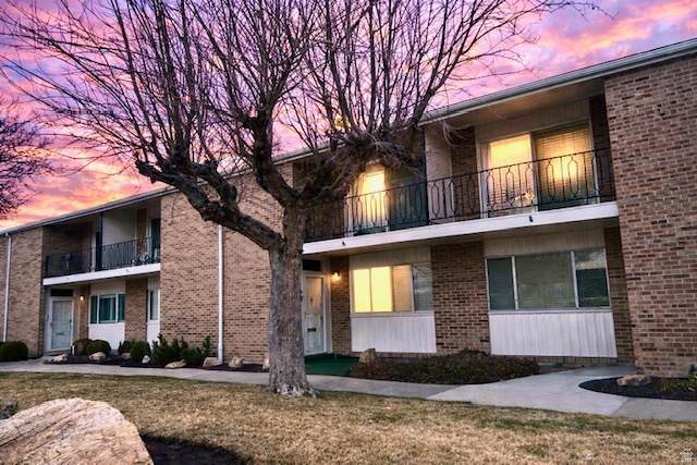 829 Three Fountains Dr - Photo 1