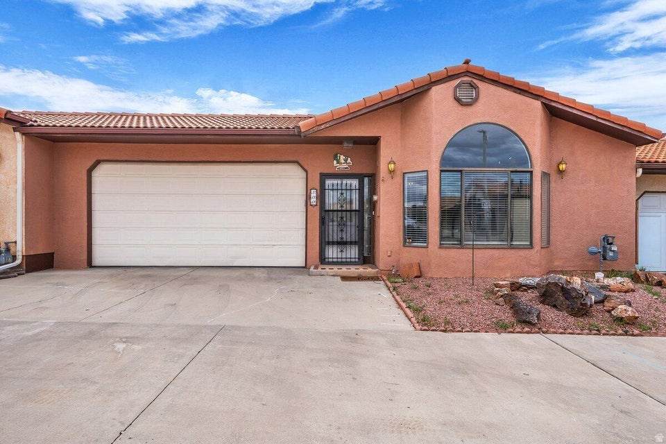 1331 Dixie Downs Rd - Photo 1
