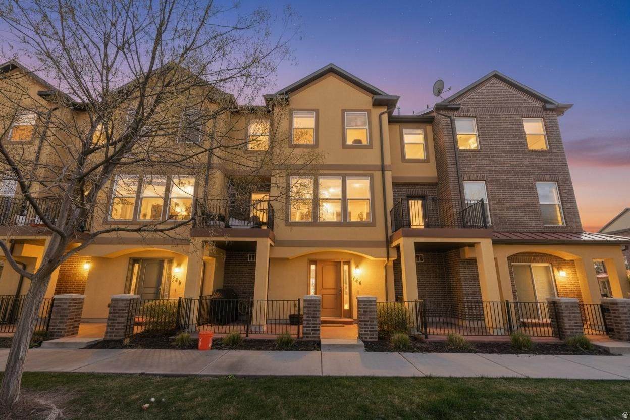 754 Kirkbride Ave - Photo 1