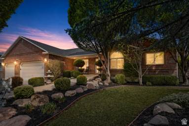 1097 Snowflake Cir - Photo 1
