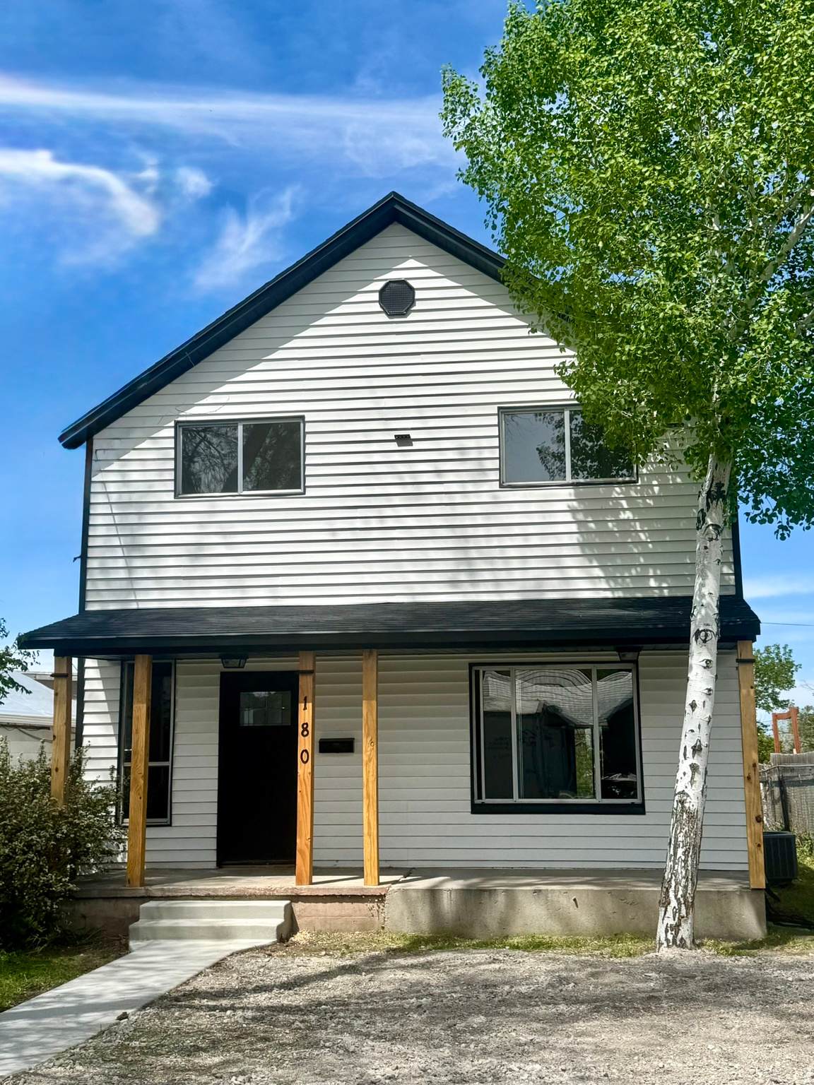 180 Utah Ave - Photo 1