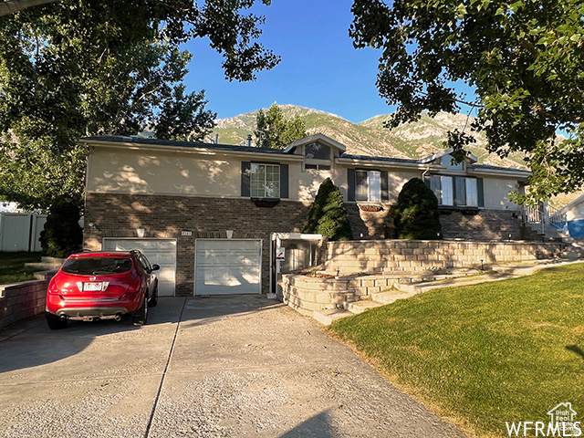 2103 Mountain Vista Ln - Photo 1