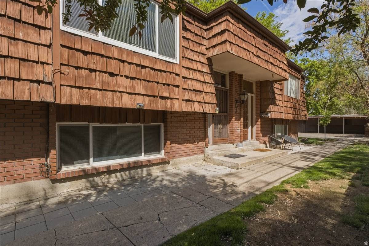 3704 750 - Photo 1