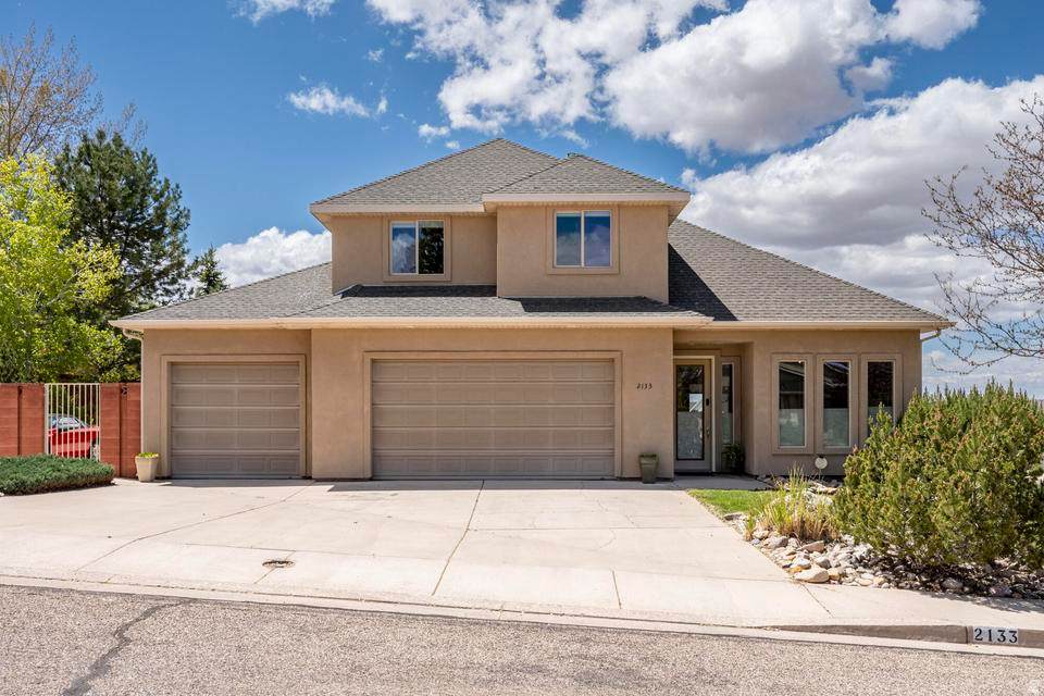 2133 Sunset Pointe Dr - Photo 1