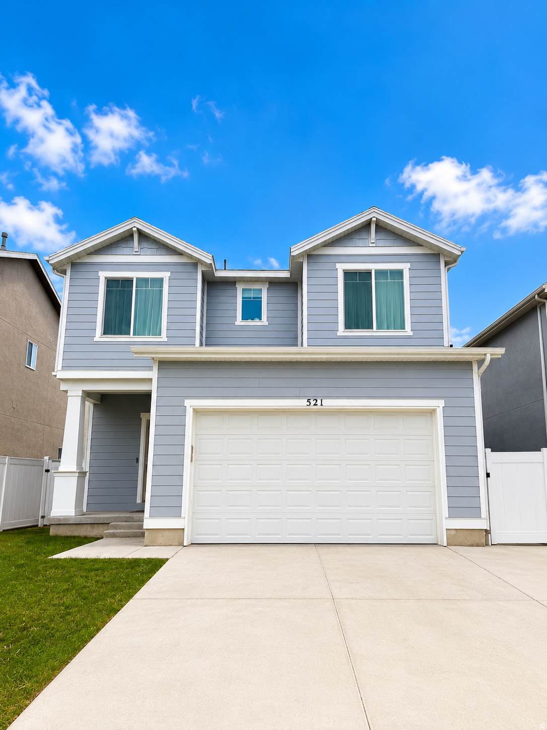 521 Trident Dr - Photo 1