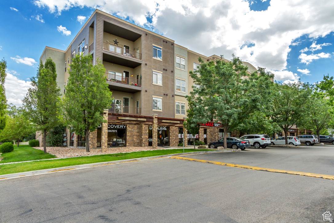 248 13800 St - Photo 1
