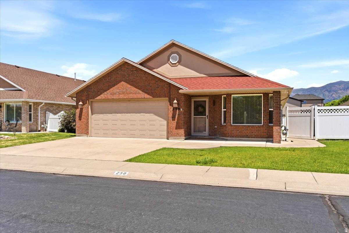 250 Bryce Dr - Photo 1
