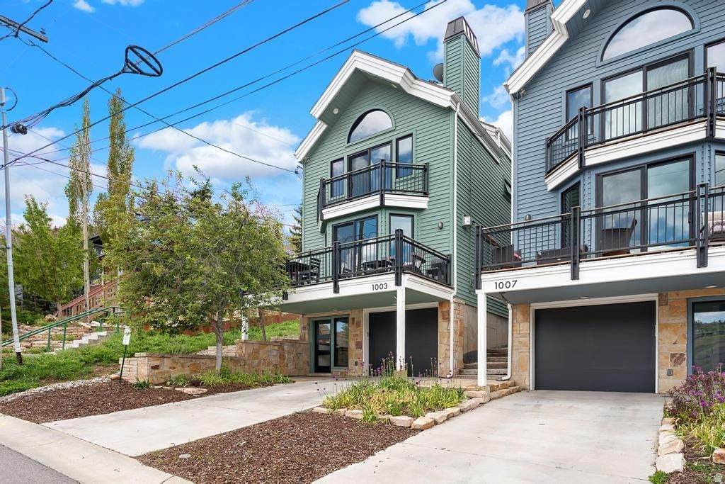 1003 Empire Ave - Photo 1