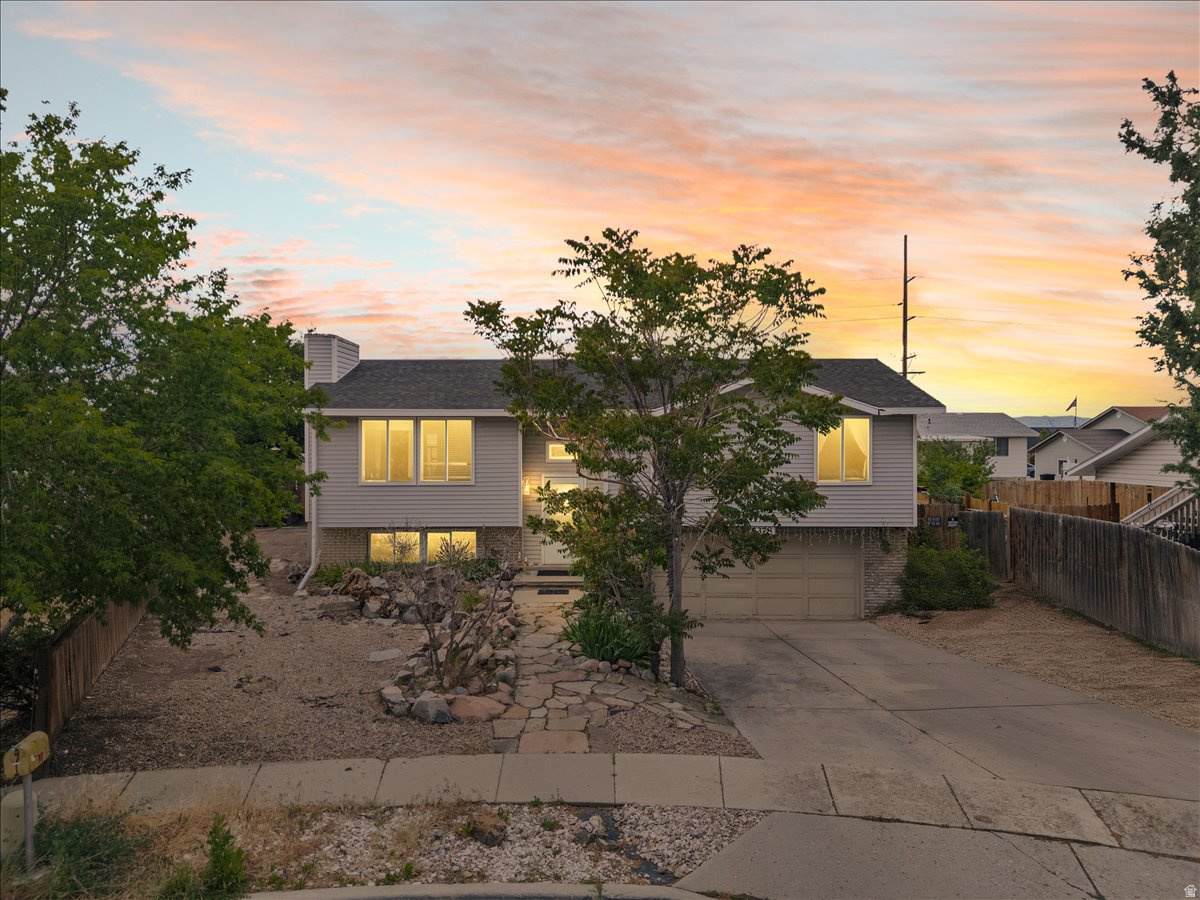 5378 Silvertip Dr - Photo 1