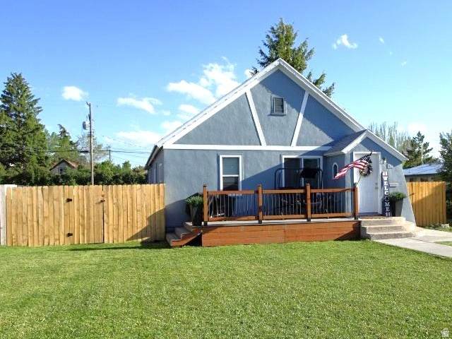753 Lincoln St - Photo 1