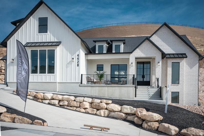 1501 Boulder Rd - Photo 1