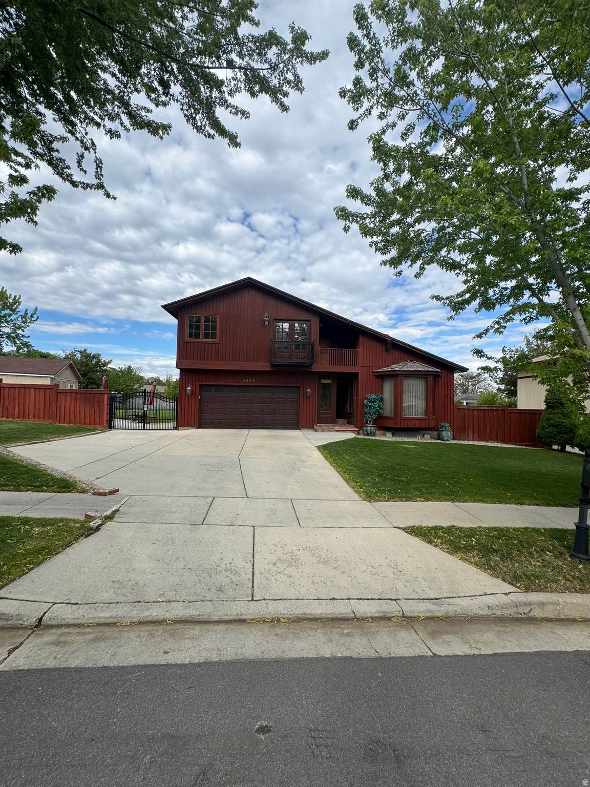 9650 Buttonwood Dr - Photo 1