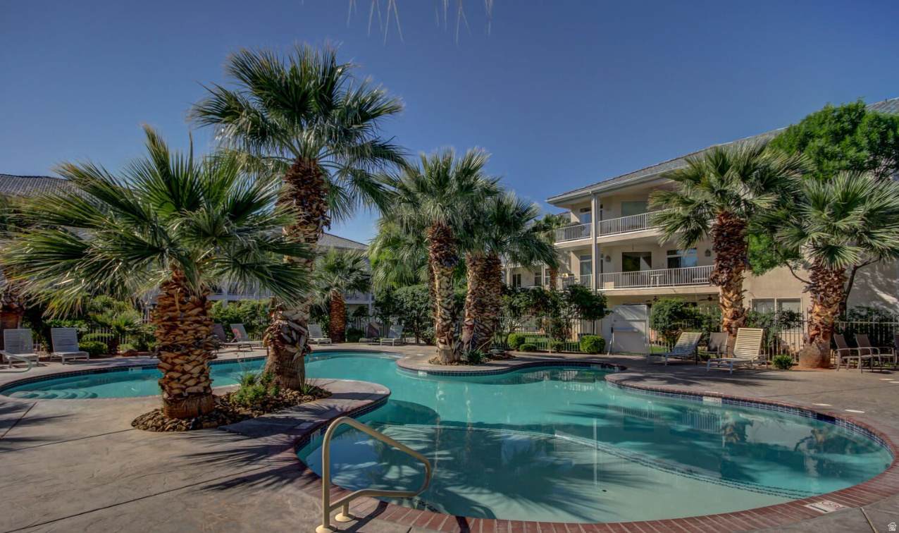 1845 Canyon View Dr - Photo 1