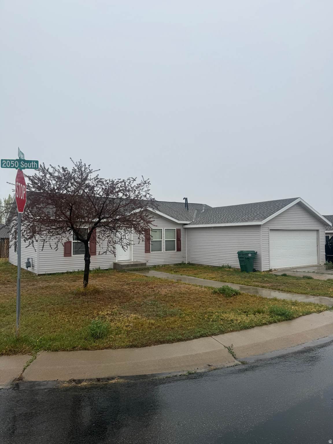 440 2050 - Photo 1