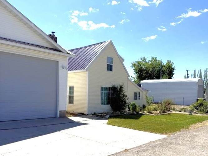 244 Court St - Photo 1