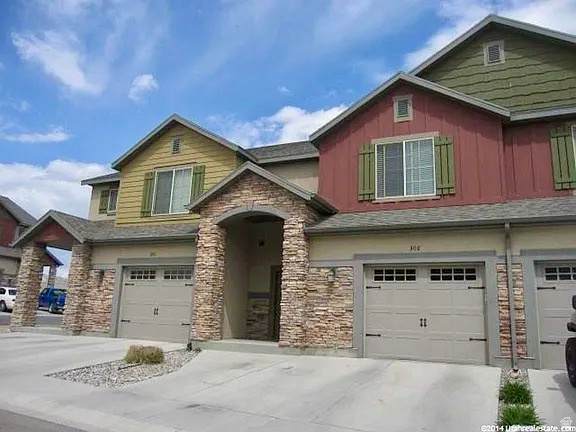 302 Seagull Ln - Photo 1
