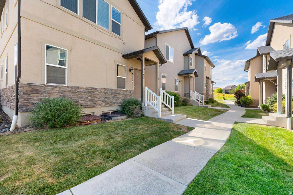 3765 Cunninghill Dr - Photo 1