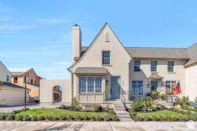 5638 Hawthorn Ln - Photo 1