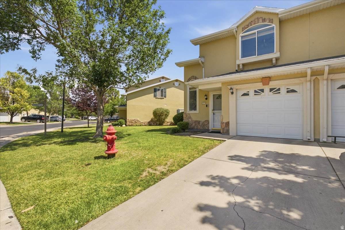 6875 Florentine Way - Photo 1