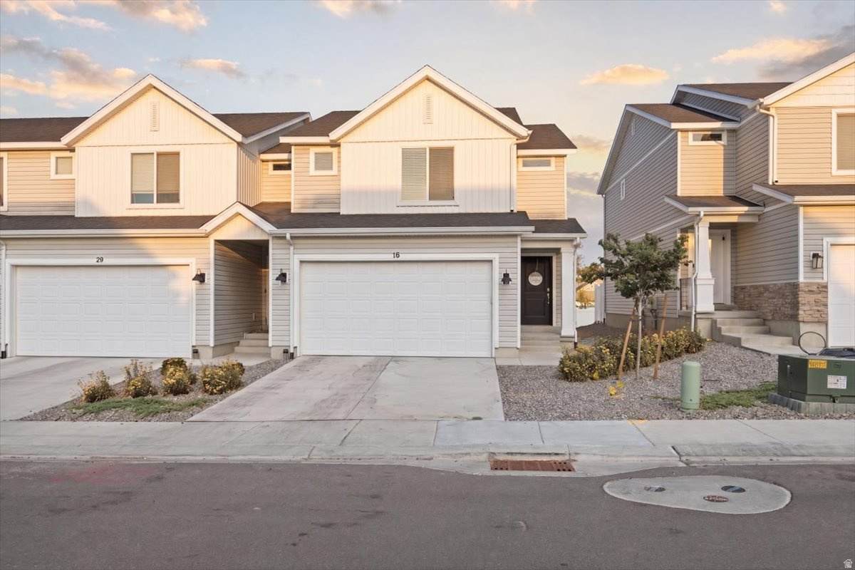 18 Wayne Way - Photo 1