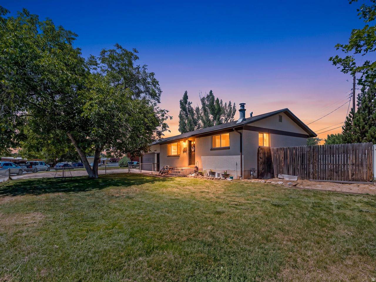 532 Forbes Ave - Photo 1