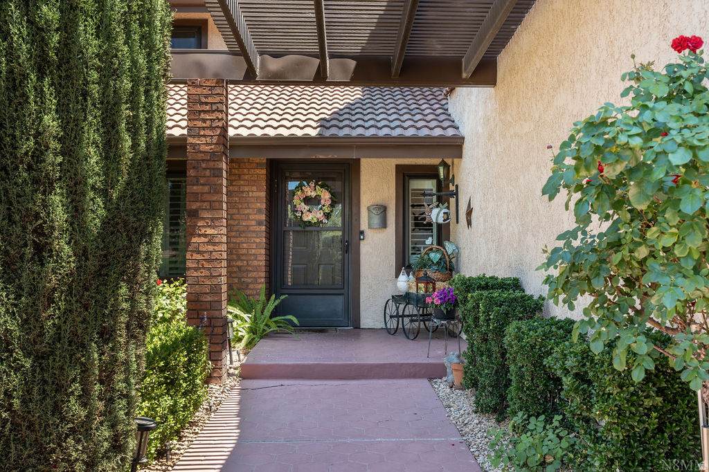 545 Valley View Dr. - Photo 1