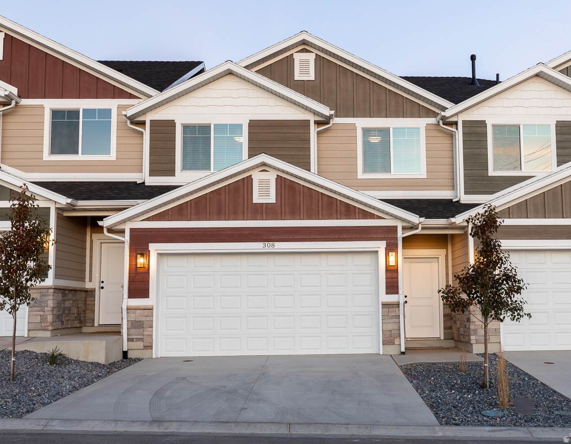 308 N Canterbury Way - Photo 1