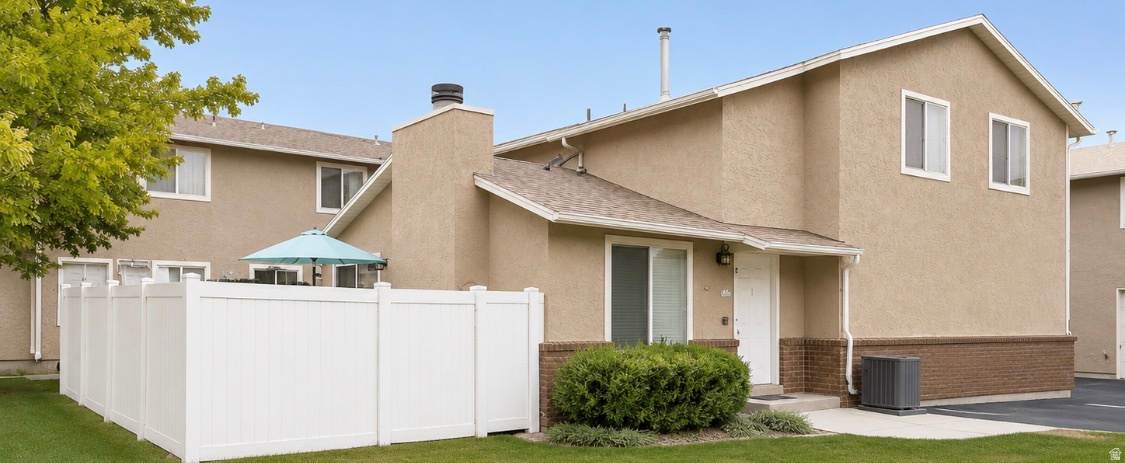 5235 Glendon St - Photo 1