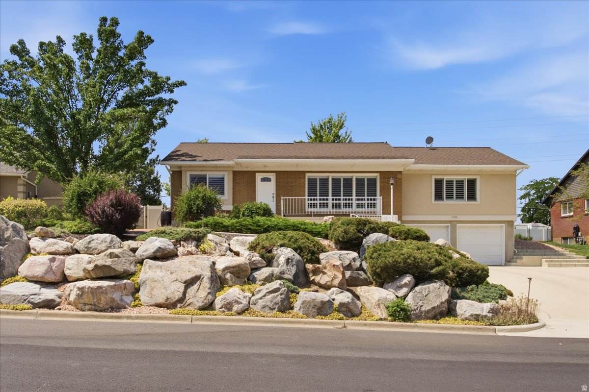 4895 Ben Lomond Ave - Photo 1