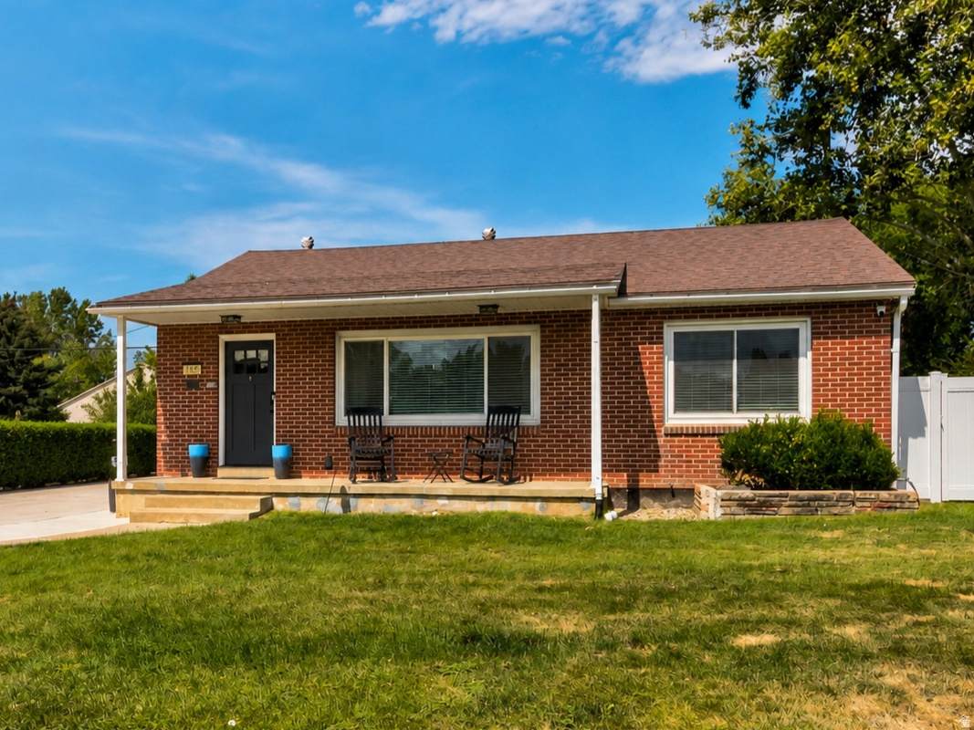 169 Crestwood Rd - Photo 1