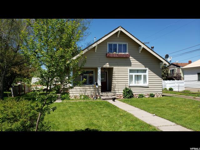 221 5 TH St - Photo 1