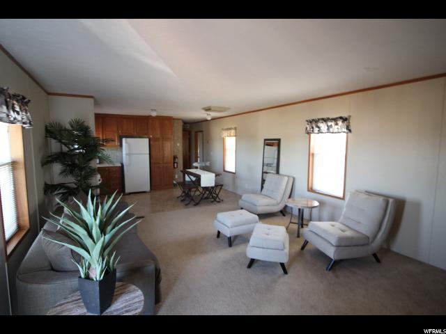 122 Lake Dr - Photo 1