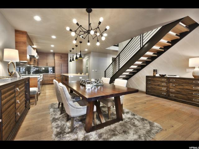 205 Main St - Photo 1