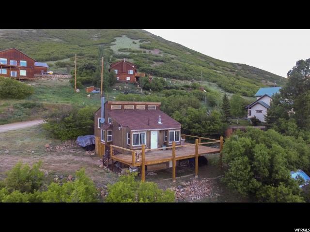 1346 Lucern Dr - Photo 1