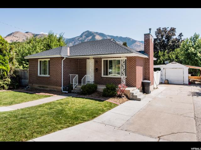 1010 Canyon Rd - Photo 1