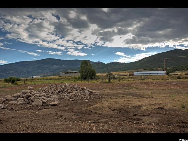 1422 Dovetail Ct - Photo 1