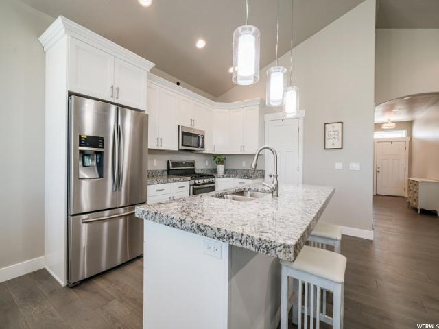 652 Bowman Way - Photo 1