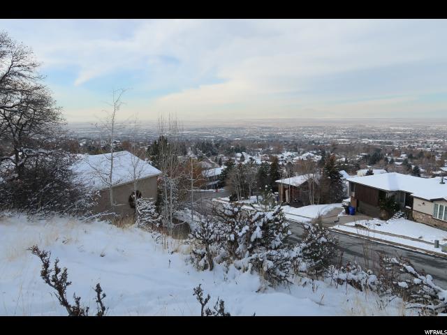 424 Canyon Estates Drive - Photo 1