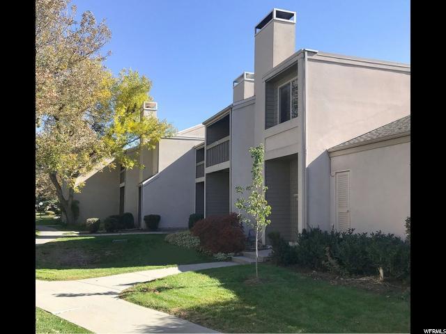 1577 Ventnor Ave - Photo 1
