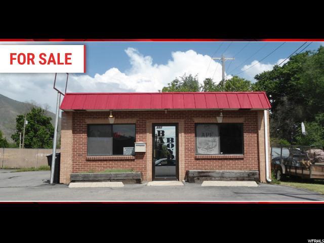 685 Main St - Photo 1