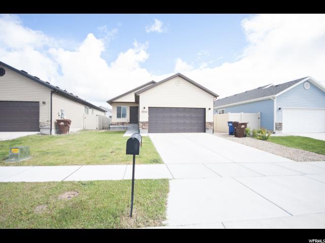 1719 Slow Water Way - Photo 1