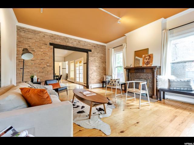 186 I St - Photo 1